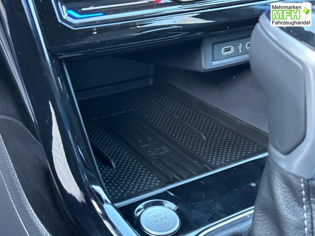 Volkswagen / T-Cross / / / / NAVI+SHZ+MATRIX+ACC+KAMERA+18'' ALU