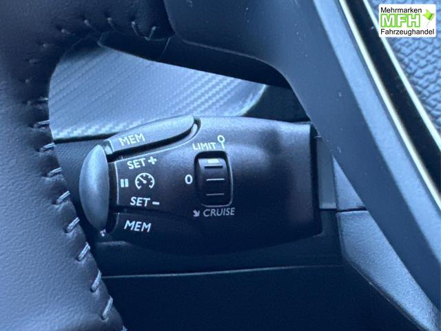 Peugeot / 208 / Grau / / / MAN6+SHZ+LED+PDC+TEMPOMAT