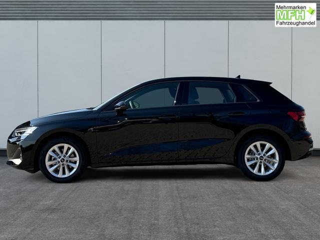 Audi / A3 Sportback / Schwarz / / / ACC+KAMERA+SHZ+LED+16LM+APP