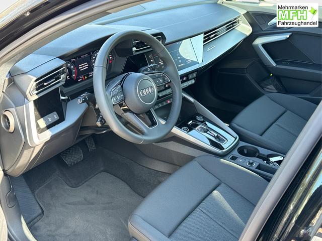 Audi / A3 Sportback / Schwarz / / / ACC+KAMERA+SHZ+LED+16LM+APP