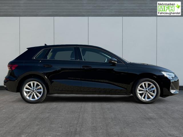 Audi / A3 Sportback / Schwarz / / / ACC+KAMERA+SHZ+LED+16LM+APP