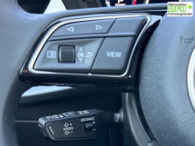 Audi / A3 Sportback / Schwarz / / / ACC+KAMERA+SHZ+LED+16LM+APP