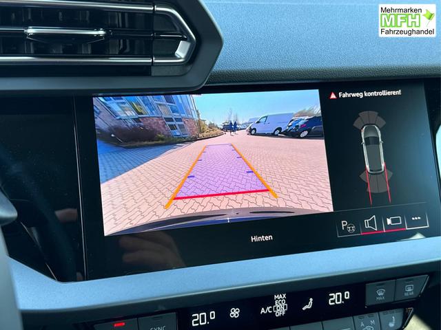 Audi / A3 Sportback / Schwarz / / / ACC+KAMERA+SHZ+LED+16LM+APP