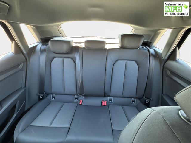 Audi / A3 Sportback / Schwarz / / / ACC+KAMERA+SHZ+LED+16LM+APP