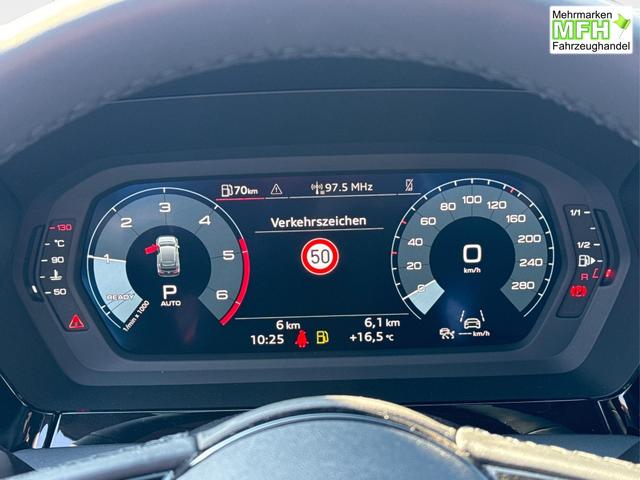 Audi / A3 Sportback / Schwarz / / / ACC+KAMERA+SHZ+LED+16LM+APP