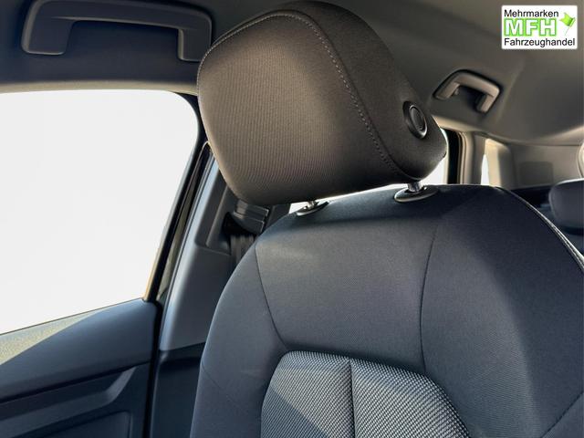 Audi / A3 Sportback / Schwarz / / / ACC+KAMERA+SHZ+LED+16LM+APP