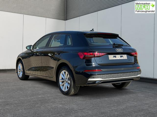 Audi / A3 Sportback / Schwarz / / / ACC+KAMERA+SHZ+LED+16LM+APP