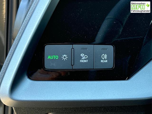 Audi / A3 Sportback / Grau / / / ACC+KAMERA+SHZ+LED+16LM+APP