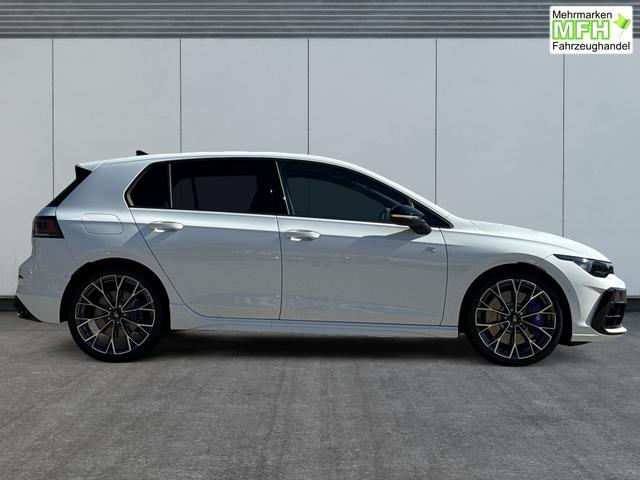 Volkswagen / Golf / Wei&szlig; / / / 4x4+PANO+MATRIX+HUD+HARMAN+NAVI+360 KAMERA+19 LM