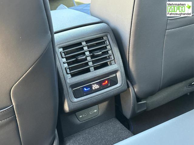 Volkswagen / Golf / Wei&szlig; / / / 4x4+PANO+MATRIX+HUD+HARMAN+NAVI+360 KAMERA+19 LM