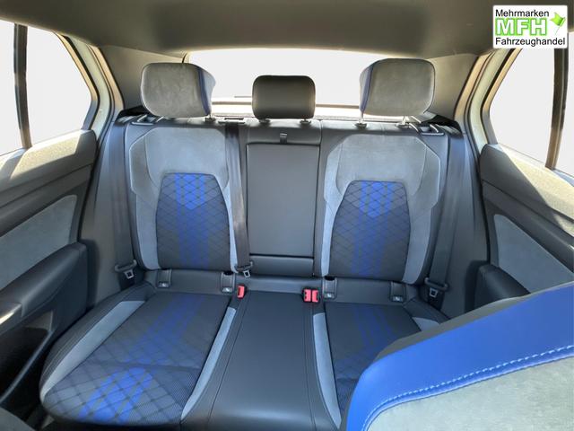 Volkswagen / Golf / Wei&szlig; / / / 4x4+PANO+MATRIX+HUD+HARMAN+NAVI+360 KAMERA+19 LM