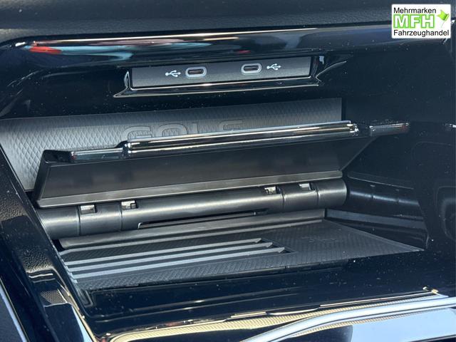 Volkswagen / Golf / Wei&szlig; / / / 4x4+PANO+MATRIX+HUD+HARMAN+NAVI+360 KAMERA+19 LM