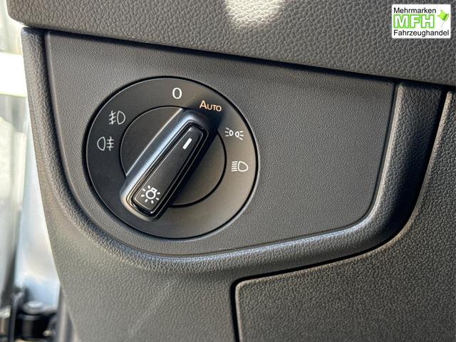 Volkswagen / Taigo / Silber / / / MATRIX-LED+KAMERA+ACC+KLIMA