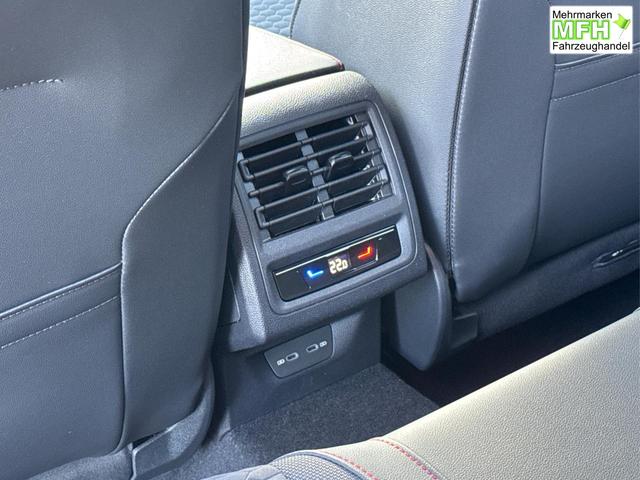 Volkswagen / Golf / Grau / / / PANO+MATRIX+HUD+HARMAN+NAVI+360 KAMERA+19 LM