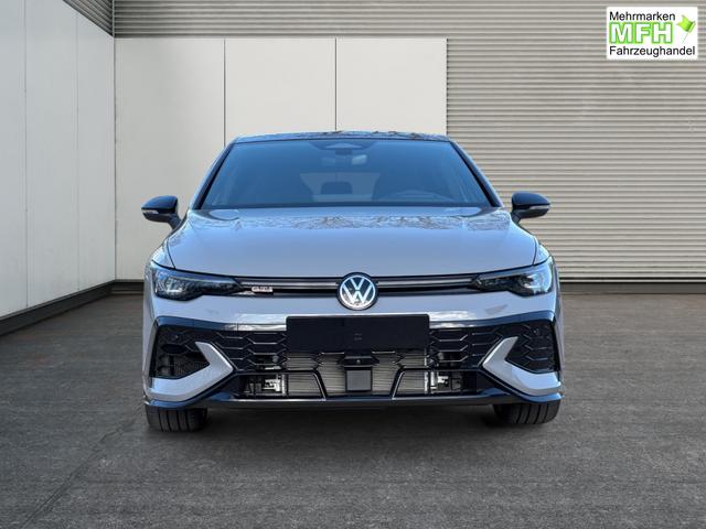 Volkswagen / Golf / Grau / / / PANO+MATRIX+HUD+HARMAN+NAVI+360 KAMERA+19 LM