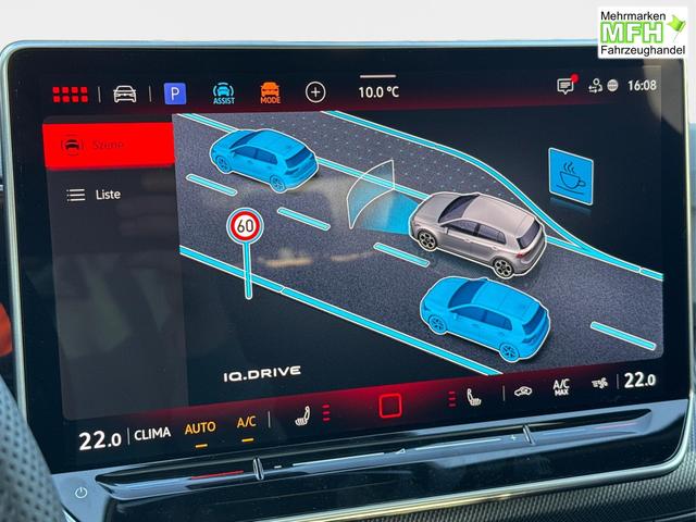 Volkswagen / Golf / Grau / / / PANO+MATRIX+HUD+HARMAN+NAVI+360 KAMERA+19 LM