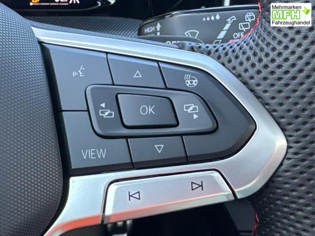 Volkswagen / Golf / Grau / / / PANO+MATRIX+HUD+HARMAN+NAVI+360 KAMERA+19 LM