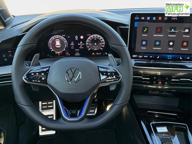 Volkswagen / Golf / / / / 4x4+PANO+MATRIX+HUD+HARMAN+NAVI+360 KAMERA+19 LM