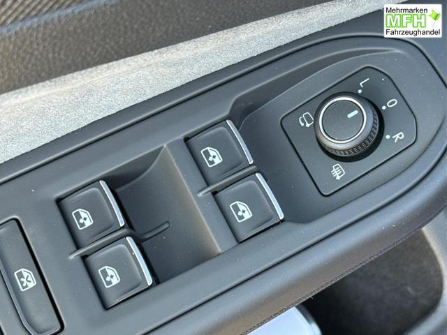 Volkswagen / Golf / / / / 4x4+PANO+MATRIX+HUD+HARMAN+NAVI+360 KAMERA+19 LM