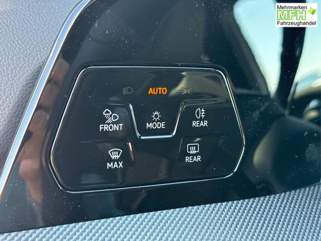 Volkswagen / Golf / Wei&szlig; / / / 4x4+PANO+MATRIX+HUD+HARMAN+NAVI+360 KAMERA+19 LM