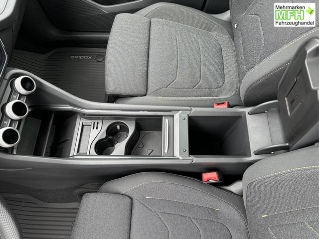  / / / / / , Beispielbilder, ggf. teilweise mit Sonderausstattung