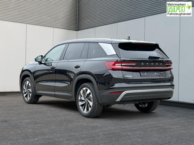  / / / / / , Beispielbilder, ggf. teilweise mit Sonderausstattung