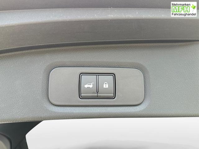 Nissan / Qashqai / Blau / / / FACELIFT+PANO+360&deg;KAMERA+PDC+EL.HECKKL. , Beispielbilder, ggf. teilweise mit Sonderausstattung