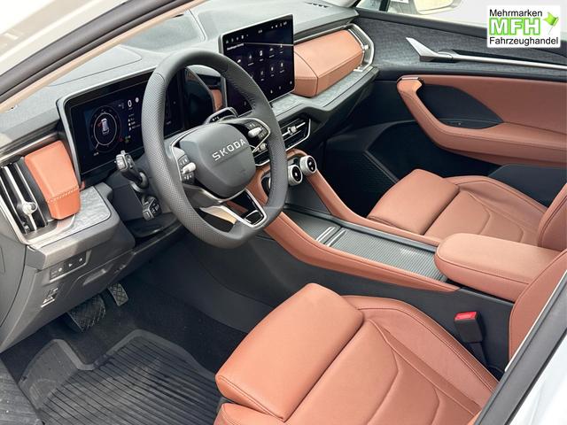Skoda / Kodiaq / Wei&szlig; / / / LEDER+AHK+PANO+MATRIX+360 KAM+eHK+20 LM, Beispielbilder, ggf. teilweise mit Sonderausstattung