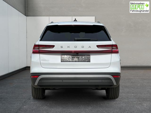 Skoda / Kodiaq / Wei&szlig; / / / LEDER+AHK+PANO+MATRIX+360 KAM+eHK+20 LM, Beispielbilder, ggf. teilweise mit Sonderausstattung