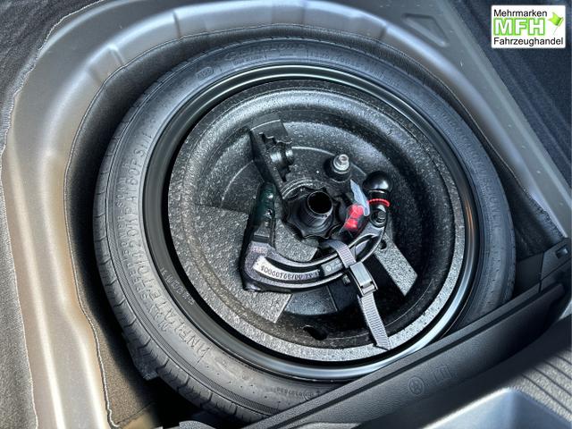 Volkswagen / Taigo / Grau / / / AHK+SHZ+MATRIX+KAMERA+ACC+KLIMA