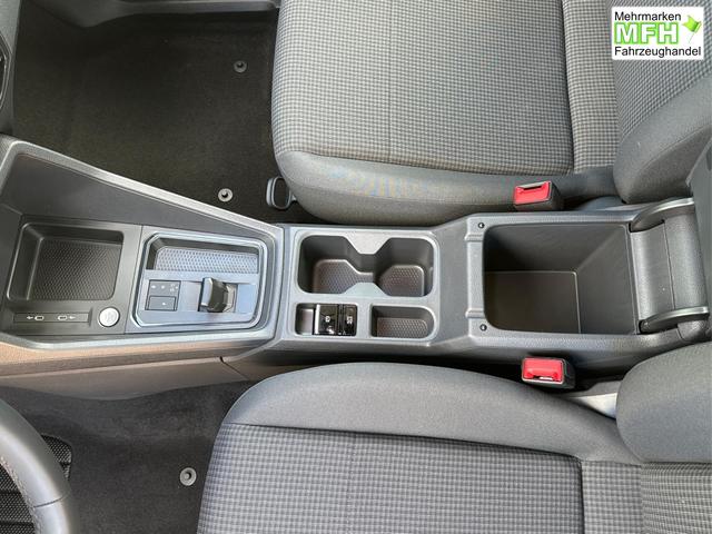 Volkswagen / Caddy Maxi / Grau / / / F&Ouml;RDERF&Auml;HIG+KAMERA+ACC+SHZ+KLIMA+APP-CONNECT+GJR+PDC