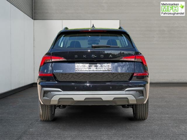 Skoda / Kamiq / Schwarz / / / SHZ+KAMERA+SMARTLINK+PDC+LED+16 ALU, Bei den verwendeten Bildern kann es sich um Beispielbilder handeln, ggf. teilweise mit Sonderausstattung.