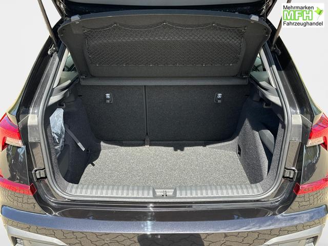 Skoda / Kamiq / Schwarz / / / SHZ+KAMERA+SMARTLINK+PDC+LED+16 ALU, Bei den verwendeten Bildern kann es sich um Beispielbilder handeln, ggf. teilweise mit Sonderausstattung.