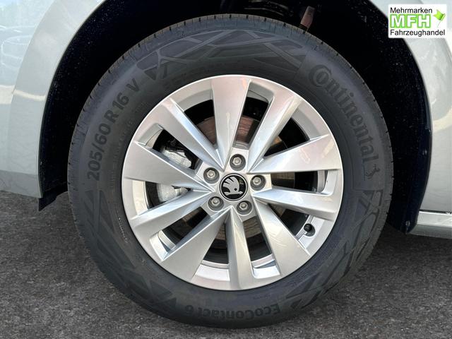 Skoda / Kamiq / Silber / / / SHZ+KAMERA+SMARTLINK+PDC+LED+16 ALU