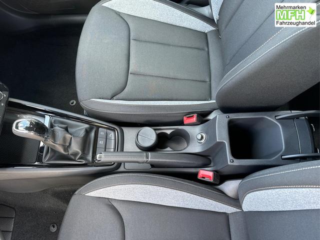 Skoda / Kamiq / Silber / / / SHZ+KAMERA+SMARTLINK+PDC+LED+16 ALU