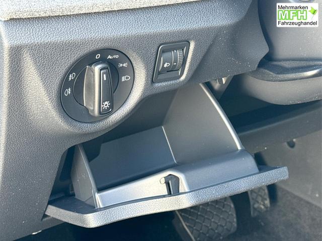 Skoda / Kamiq / Grau / / / SHZ+KAMERA+SMARTLINK+PDC+LED+16 ALU, Bei den verwendeten Bildern kann es sich um Beispielbilder handeln, ggf. teilweise mit Sonderausstattung.