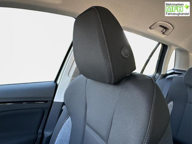 Skoda / Kamiq / Grau / / / SHZ+KAMERA+SMARTLINK+PDC+LED+16 ALU, Bei den verwendeten Bildern kann es sich um Beispielbilder handeln, ggf. teilweise mit Sonderausstattung.
