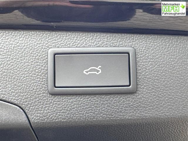 Skoda / Superb Combi / / / / DSG+NAVI+AHK+EL.HECKKL.+KESSY+SHZ