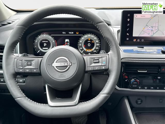 Nissan / Qashqai / Schwarz / / / EL.HECKKL+HEAD-UP+KAMERA+ACC+PDC+SHZ+LED 