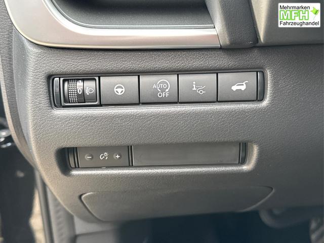Nissan / Qashqai / Schwarz / / / EL.HECKKL+HEAD-UP+KAMERA+ACC+PDC+SHZ+LED 
