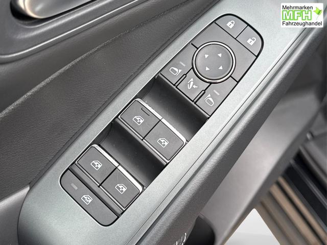 Nissan / Qashqai / Schwarz / / / EL.HECKKL+HEAD-UP+KAMERA+ACC+PDC+SHZ+LED 