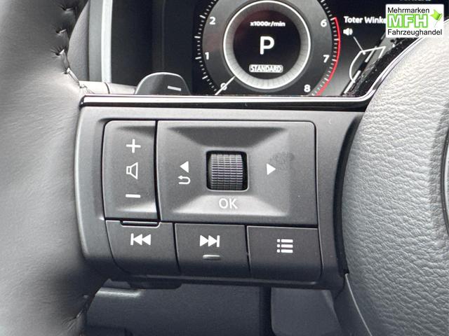 Nissan / Qashqai / Schwarz / / / EL.HECKKL+HEAD-UP+KAMERA+ACC+PDC+SHZ+LED 