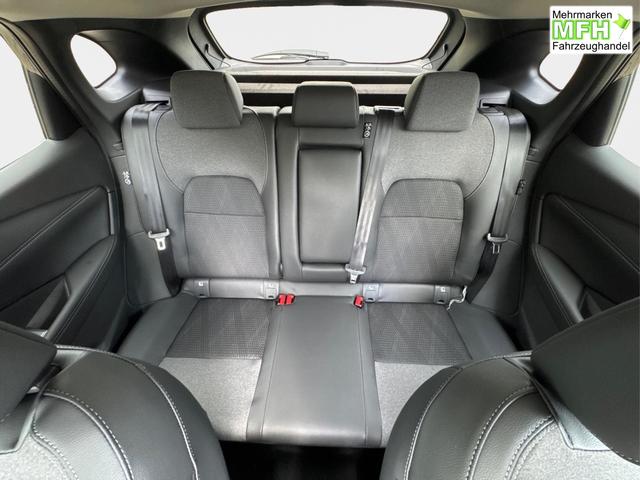 Nissan / Qashqai / Schwarz / / / EL.HECKKL+HEAD-UP+KAMERA+ACC+PDC+SHZ+LED 