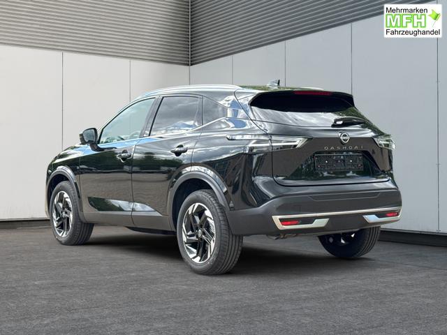 Nissan / Qashqai / Schwarz / / / EL.HECKKL+HEAD-UP+KAMERA+ACC+PDC+SHZ+LED 