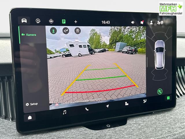 Skoda / Superb Combi / / / / DSG+NAVI+AHK+EL.HECKKL.+KESSY+SHZ, Bei den verwendeten Bildern kann es sich um Beispielbilder handeln, ggf. teilweise mit Sonderausstattung.