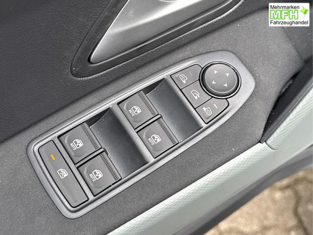 Dacia / Bigster / Schwarz / / / PANO+NAVI+ARKAMYS+KAMERA+SHZ+LED+18 ALU, Bei den verwendeten Bildern kann es sich um Beispielbilder handeln, ggf. teilweise mit Sonderausstattung.