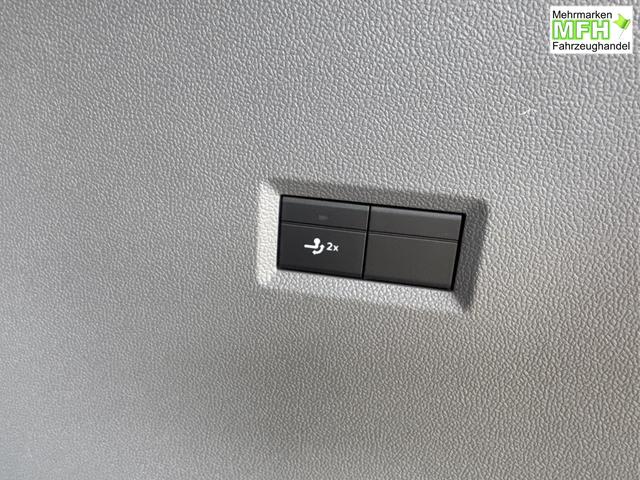 Volkswagen / T7 Caravelle / / / / KR 8-Sitzer+AHK+LED+KAM+PDC+SHZ+ALU+GJR, Bei den verwendeten Bildern kann es sich um Beispielbilder handeln, ggf. teilweise mit Sonderausstattung.