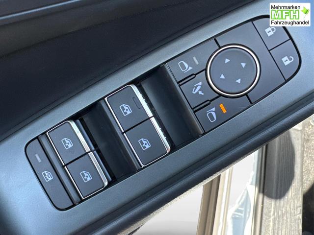 Nissan / Qashqai / Wei&szlig; / / / EL. HECKKL+HEAD-UP+KAMERA+ACC+PDC+SHZ+LED , Bei den verwendeten Bildern kann es sich um Beispielbilder handeln, ggf. teilweise mit Sonderausstattung.