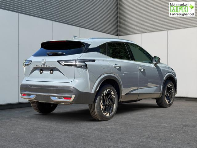 Nissan / Qashqai / Grau / / / EL.HECKKL+HEAD-UP+KAMERA+ACC+PDC+SHZ+LED 