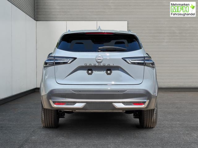 Nissan / Qashqai / Grau / / / EL.HECKKL+HEAD-UP+KAMERA+ACC+PDC+SHZ+LED 